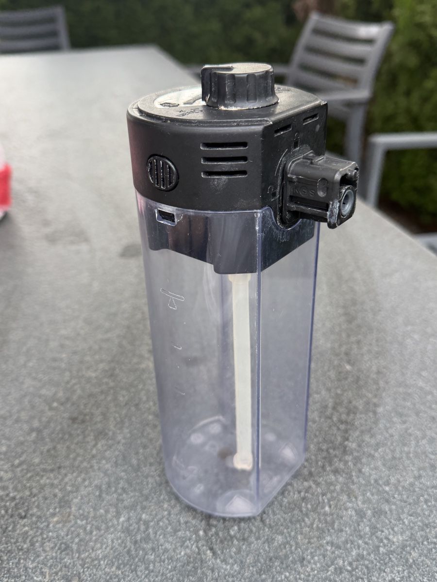De'Longhi Behälter & Ähnliches: DeLonghi Milchbehälter – Gebraucht aus Herzogenbuchsee von tomcat2000 2