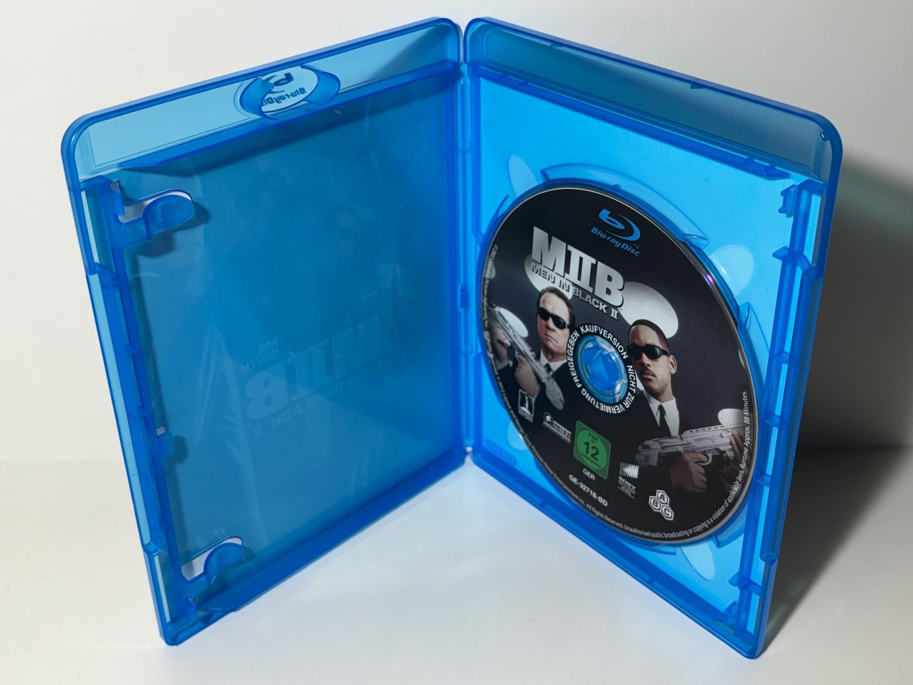 Tutti i DVDs: Men in Black 2 Blu Ray – Usato da Wilderswil venduto da Mr.Fury 2