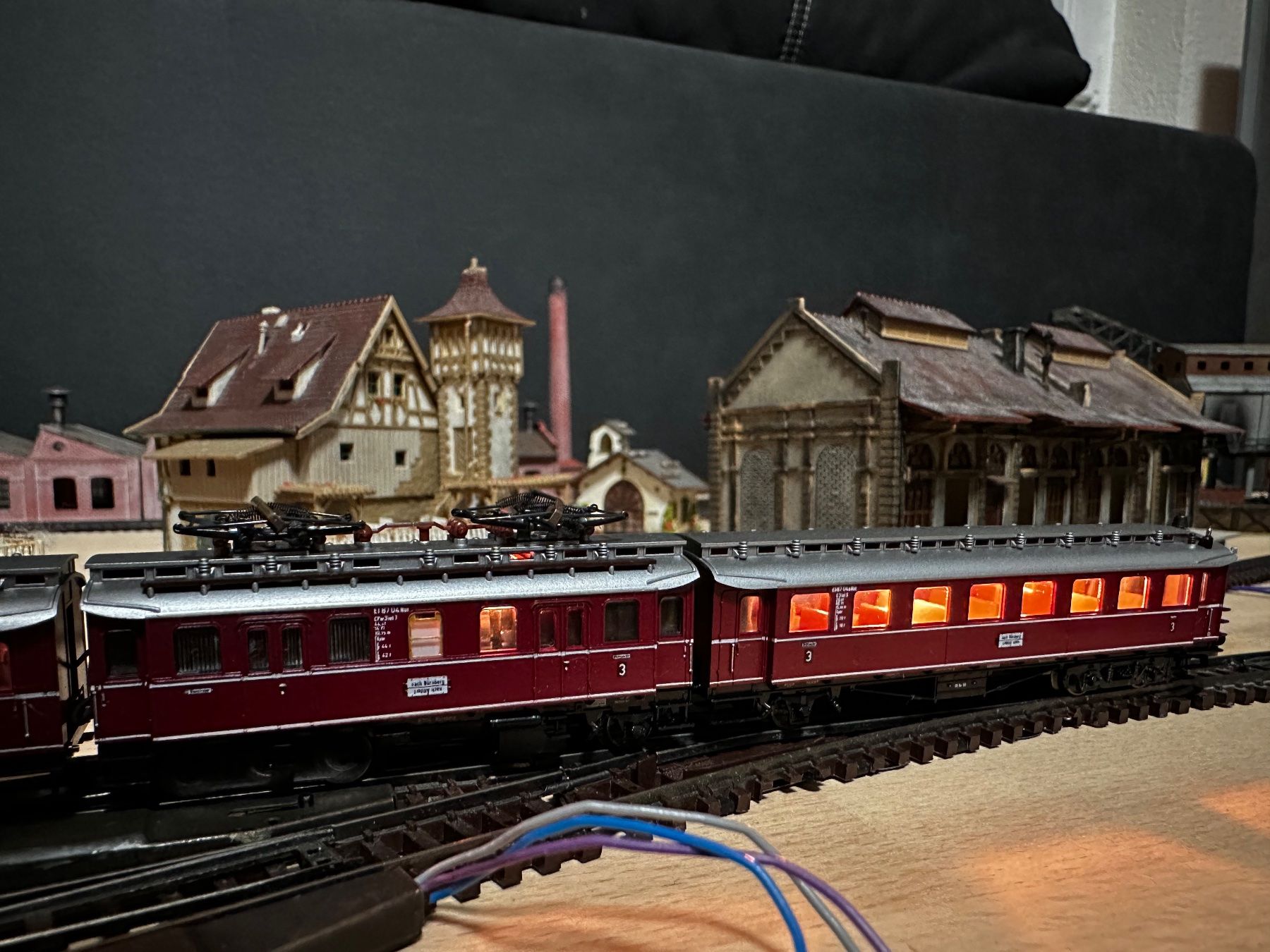 Trix Modelleisenbahnen: Elektrolok Minitrix 2973 - E7502 – Gebraucht aus Abtwil SG von Sportedelweiss 4