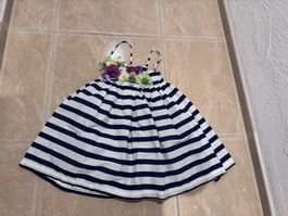 neues süsses Blumen Kleid, 6J 116