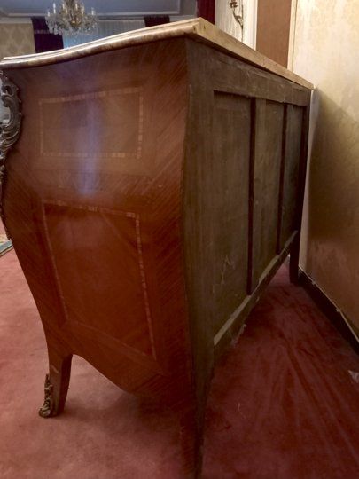Cassettiere: Commode Louis XV – Usato da Ponts-de-Martel venduto da Henri-Louis 5
