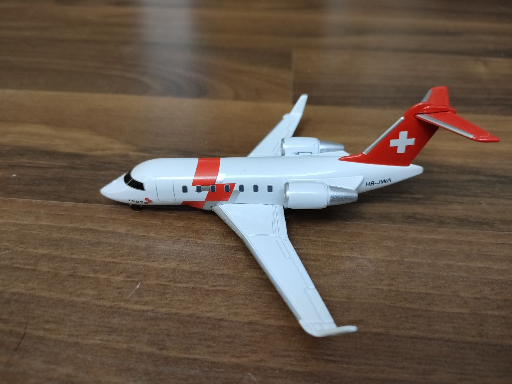 Rega Modellbausätze & Standmodelle: Flugzeugmodell Challenger 650 Rega – Neu und originalverpackt aus Leuggelbach von Schreiner21 1