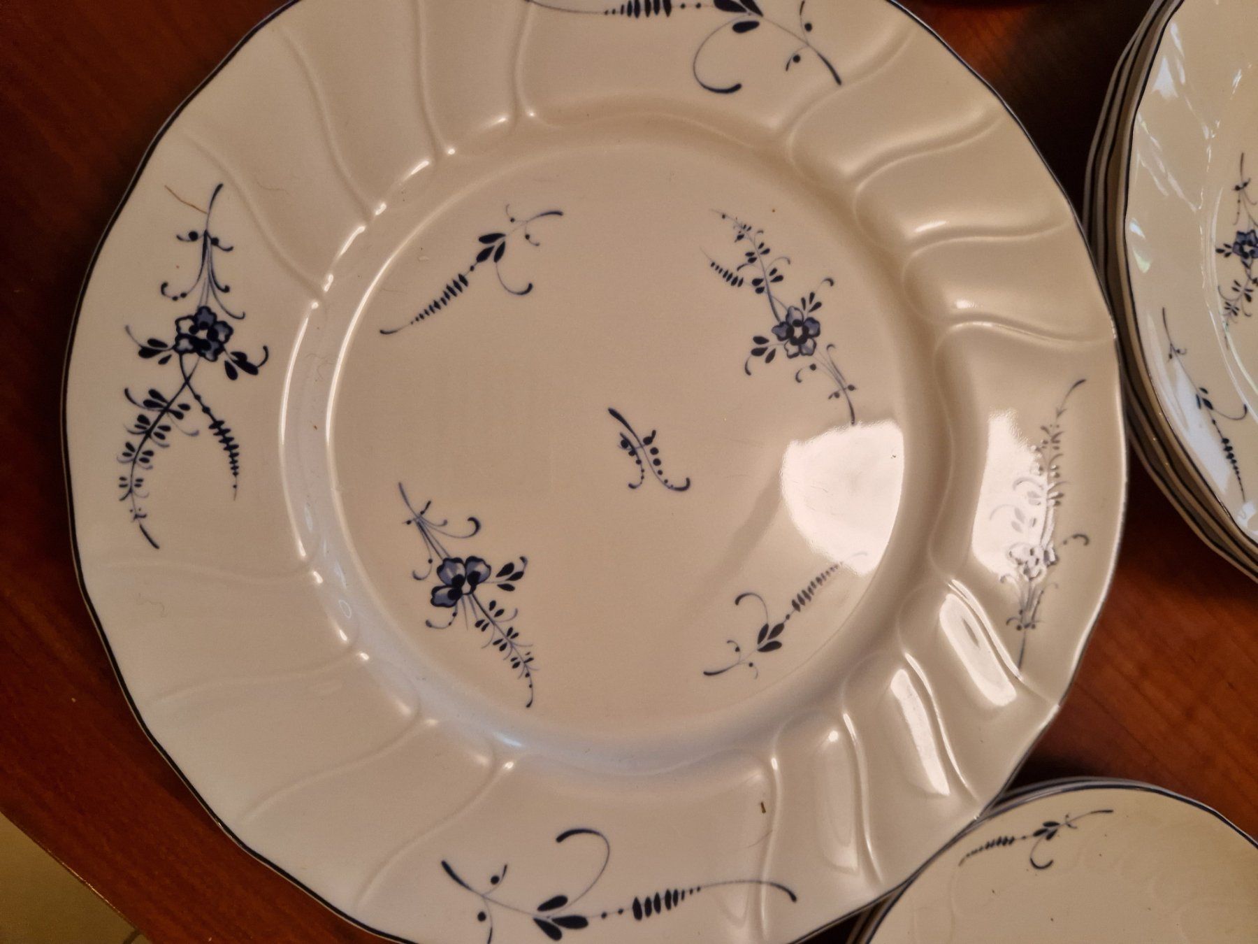 Villeroy & Boch Set di piatti: Villeroy & Boch Geschirrset – Usato da Bern venduto da Uxio 6