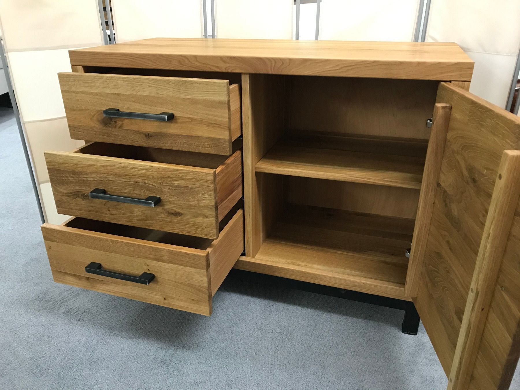 Kommoden: Kommode BREST Eiche massiv 107 x 77 cm 3 Schubladen – Neu (gemäss Beschreibung) aus Unterentfelden von moebelrufli 4