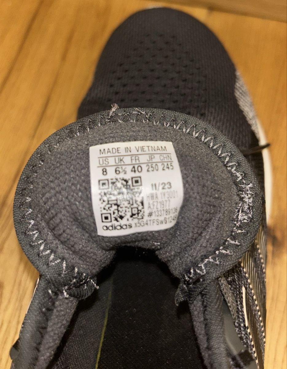 Adidas Scarpe da donna: 1x getragener Adidas-Sneaker Gr. 40 – Usato da Thundorf venduto da pat_6pgv 2
