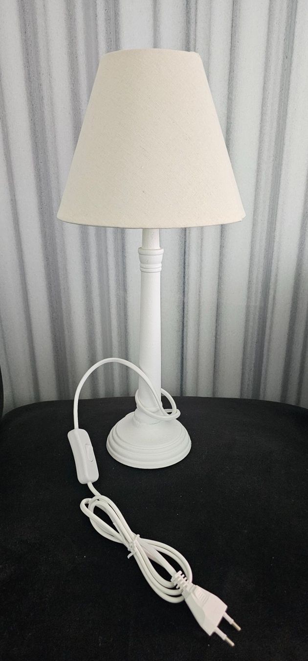 Lampade: Tischlampe Shabby Chic Neu – Nuovo (secondo la descrizione) da Lengnau AG venduto da Scheslain01