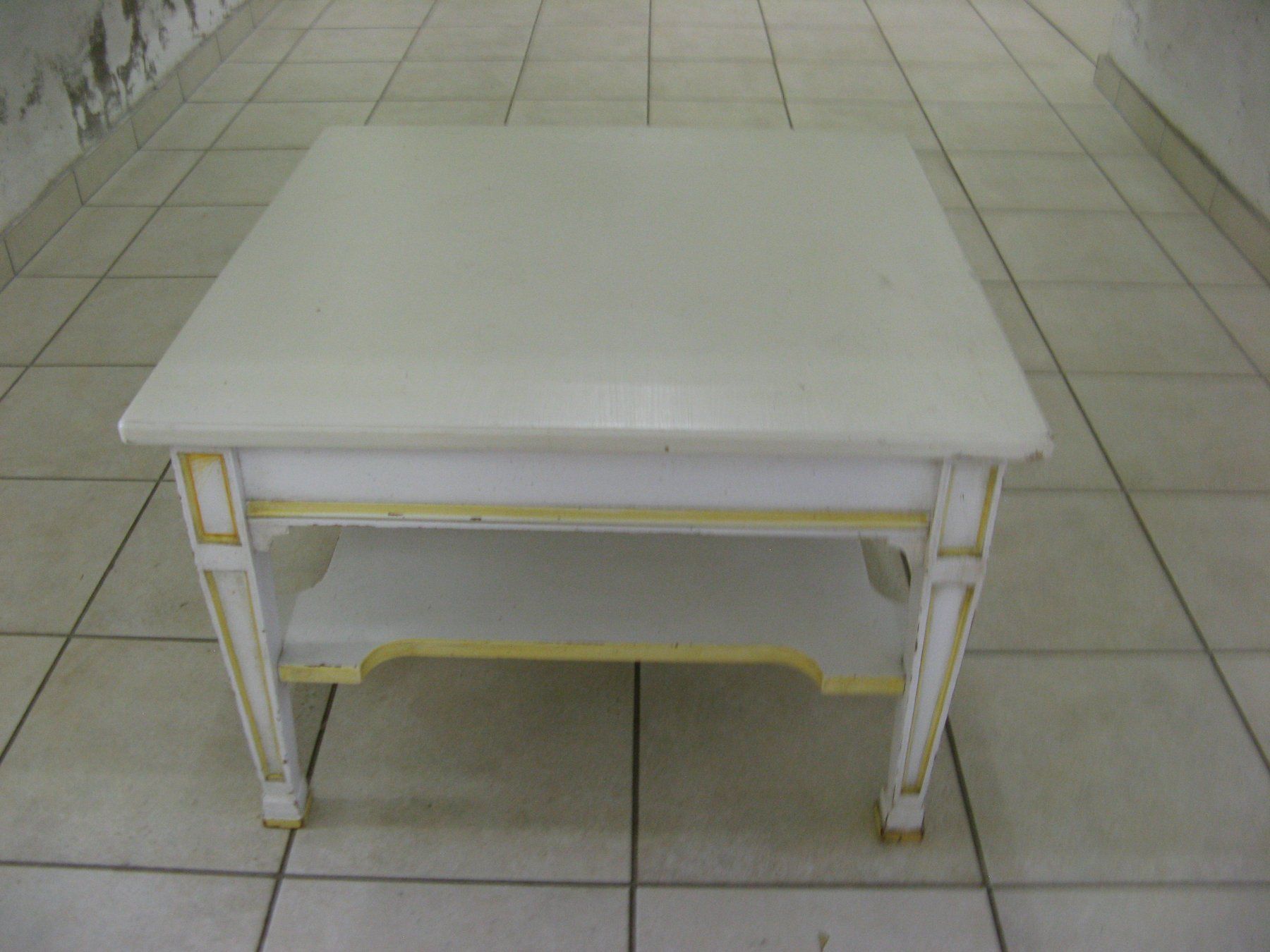 Tavoli: Couchtisch, Salontisch 70 x 70 weiss – Usato da Zürich venduto da apil 3