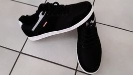 Neu sneaker gr 45