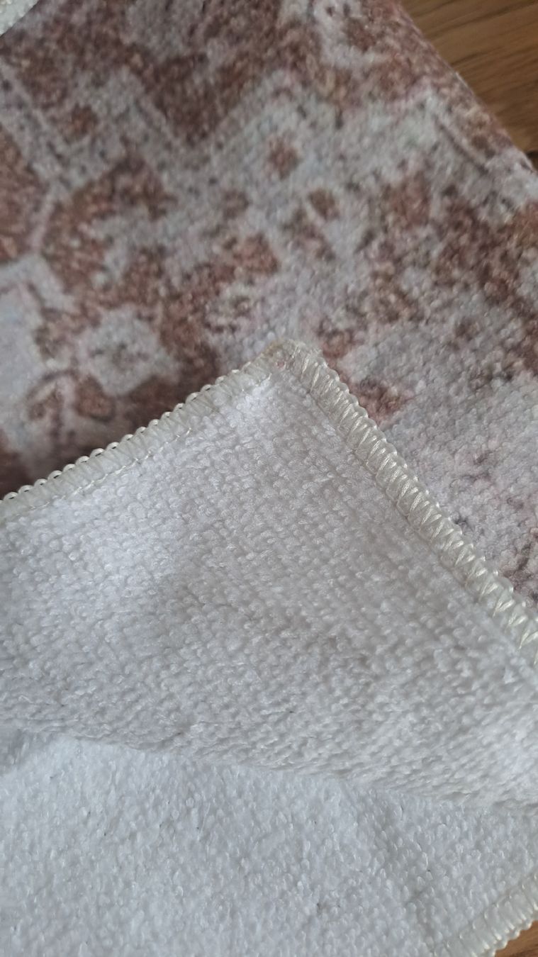 Tovaglioli: Deux linges de cuisine en microfibre. – Nuovo e nell'imballaggio originale da Rolle venduto da Loutre84 4