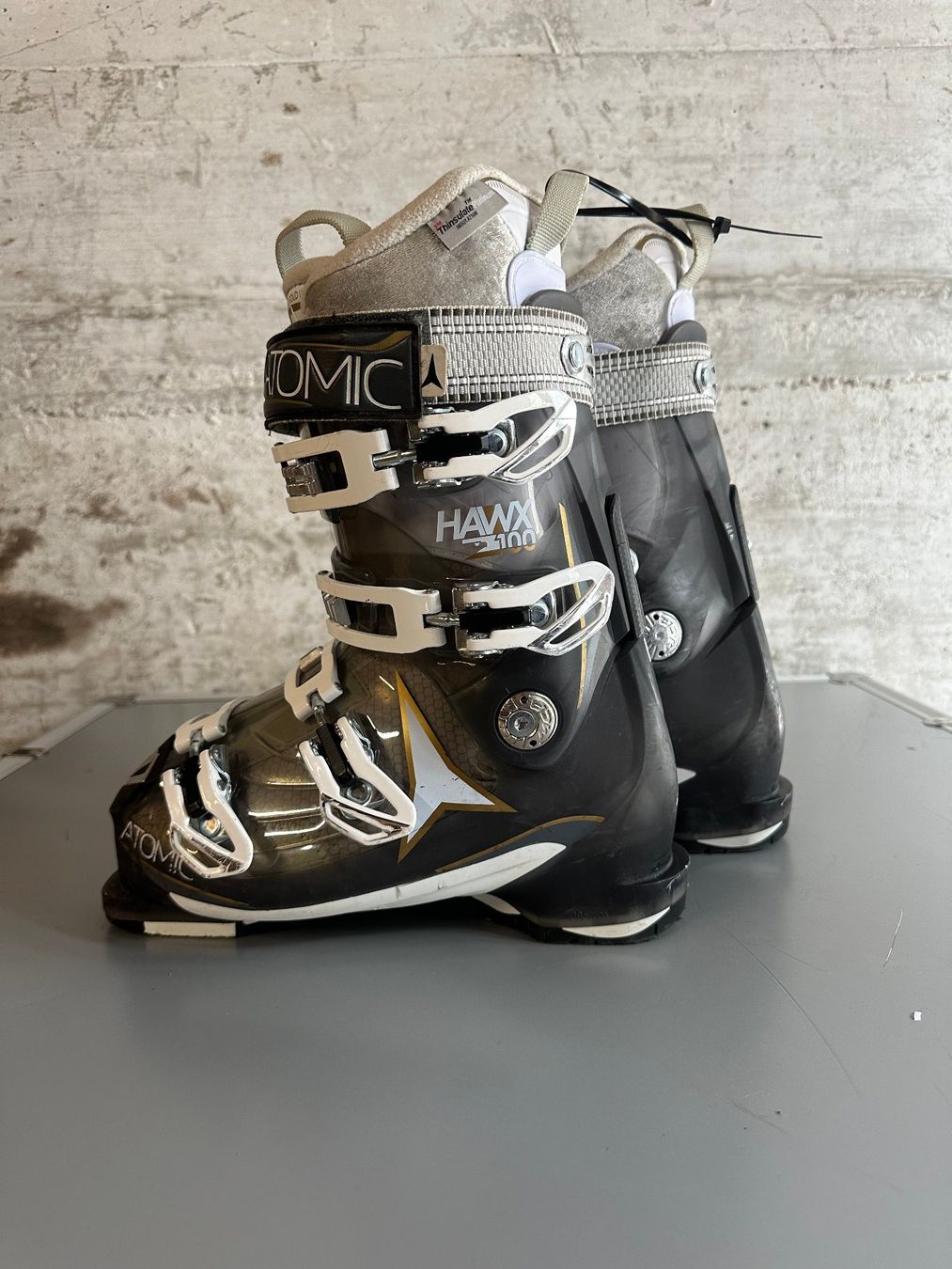 Atomic Chaussures hommes: Atomic Skischuhe 24.5 / Gr. 38.5 – D'occasion à Emmenbrücke par karkarkar 2