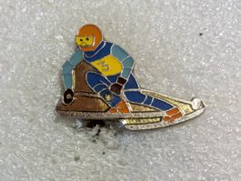 Ansteckpin 129: Skifahrer