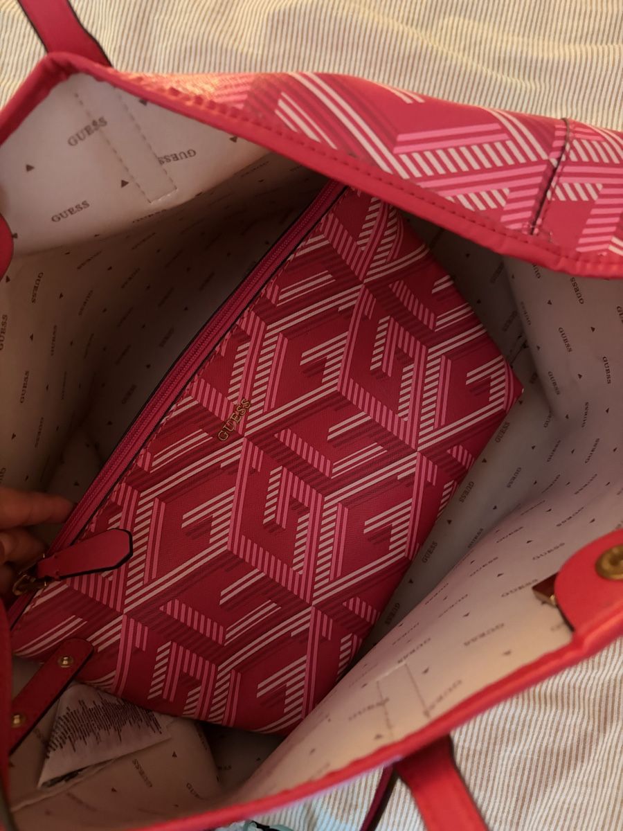 Guess Borse da donna: Guess Tasche mit Set Pink – Usato da Fisibach venduto da sam_zb72 5