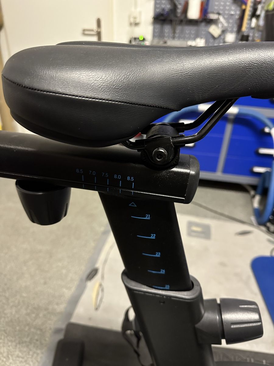 NordicTrack Hometrainer: NordicTrack S22i – Nuovo (secondo la descrizione) da Gundetswil venduto da petriheilremimartin 6