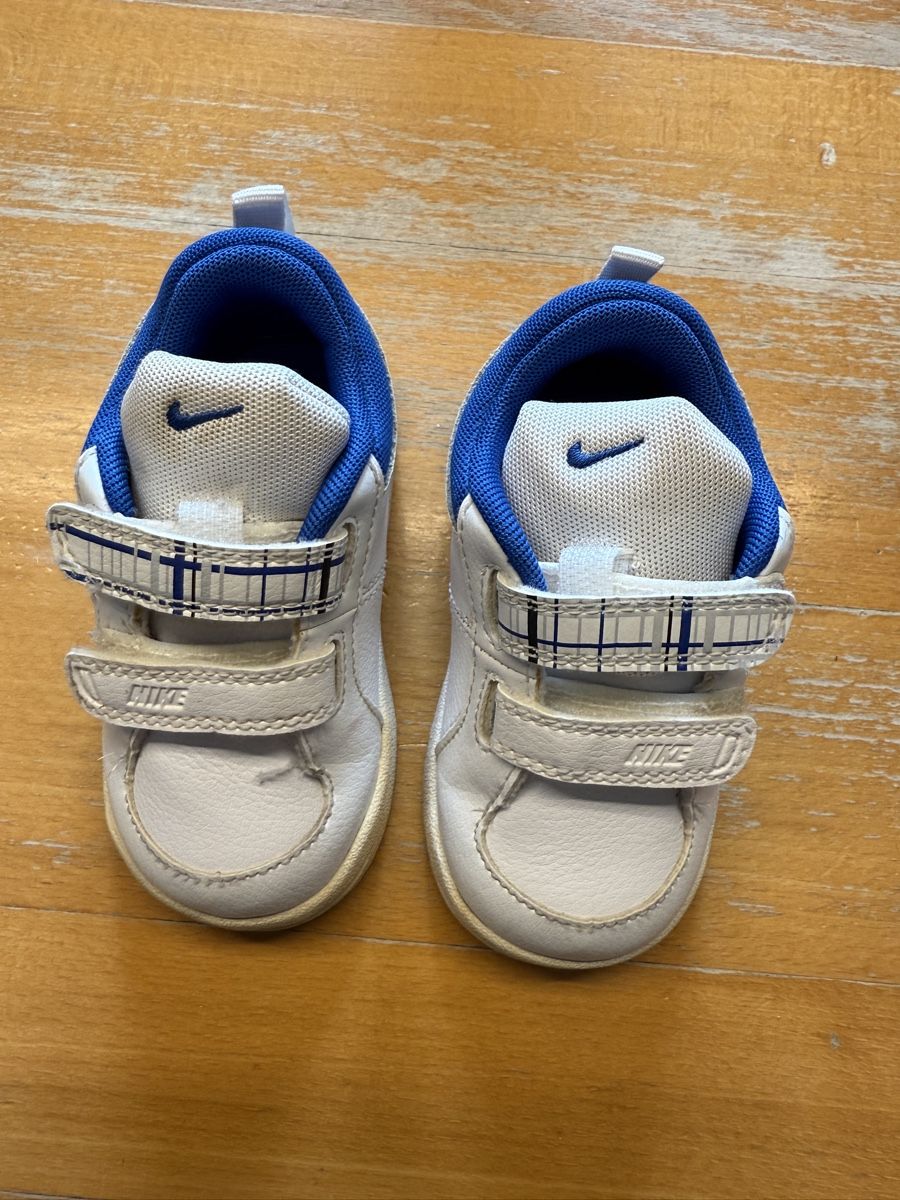 Scarpe per ragazzi: Nike Schuhe 20 – Usato da Altikon venduto da stebu85