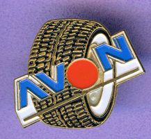 AVON  Pneu  goldig