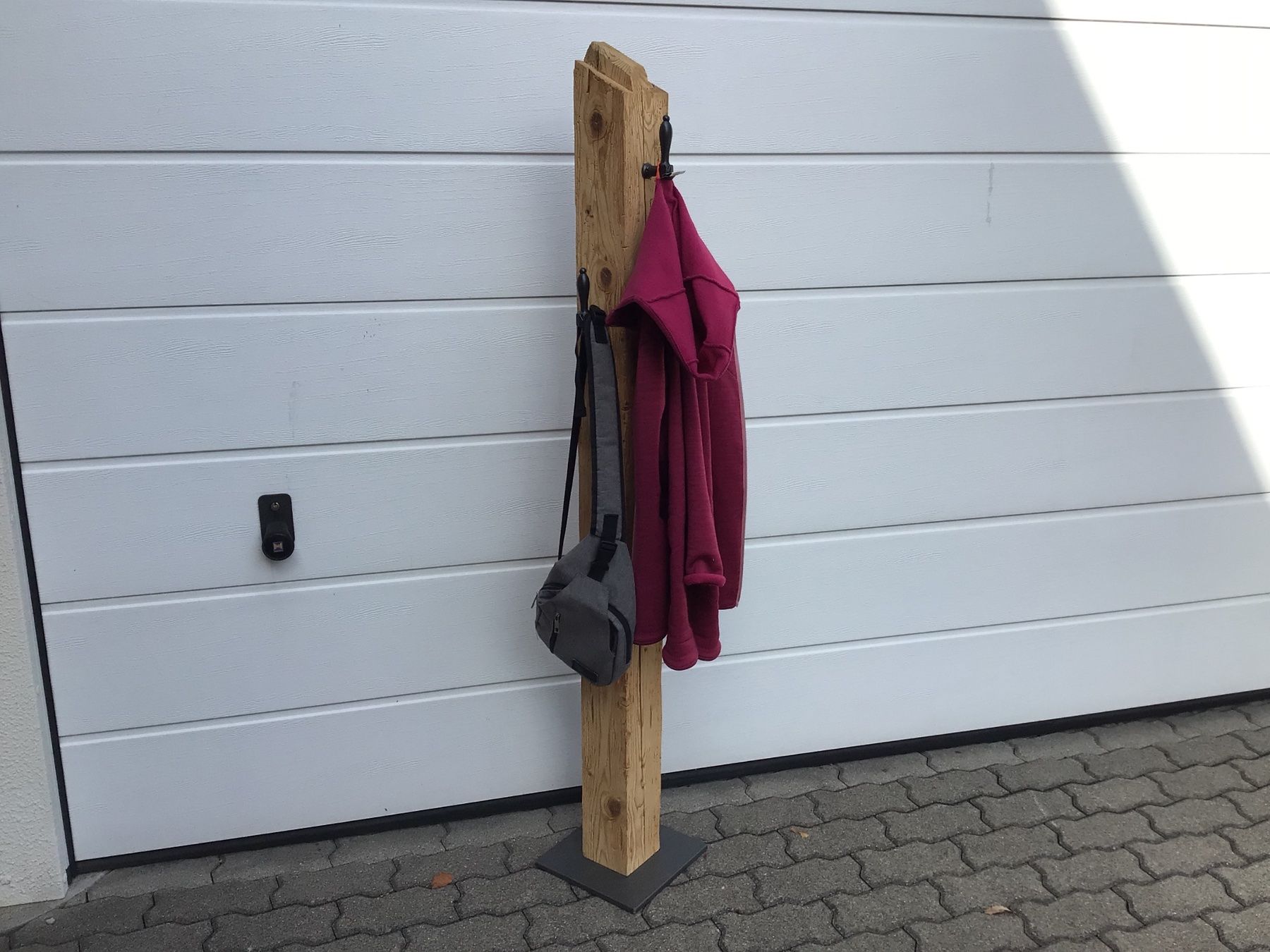 Garderobe: Herrendiener Garderobenständer – Neu (gemäss Beschreibung) aus Benken SG von Hagli76 3