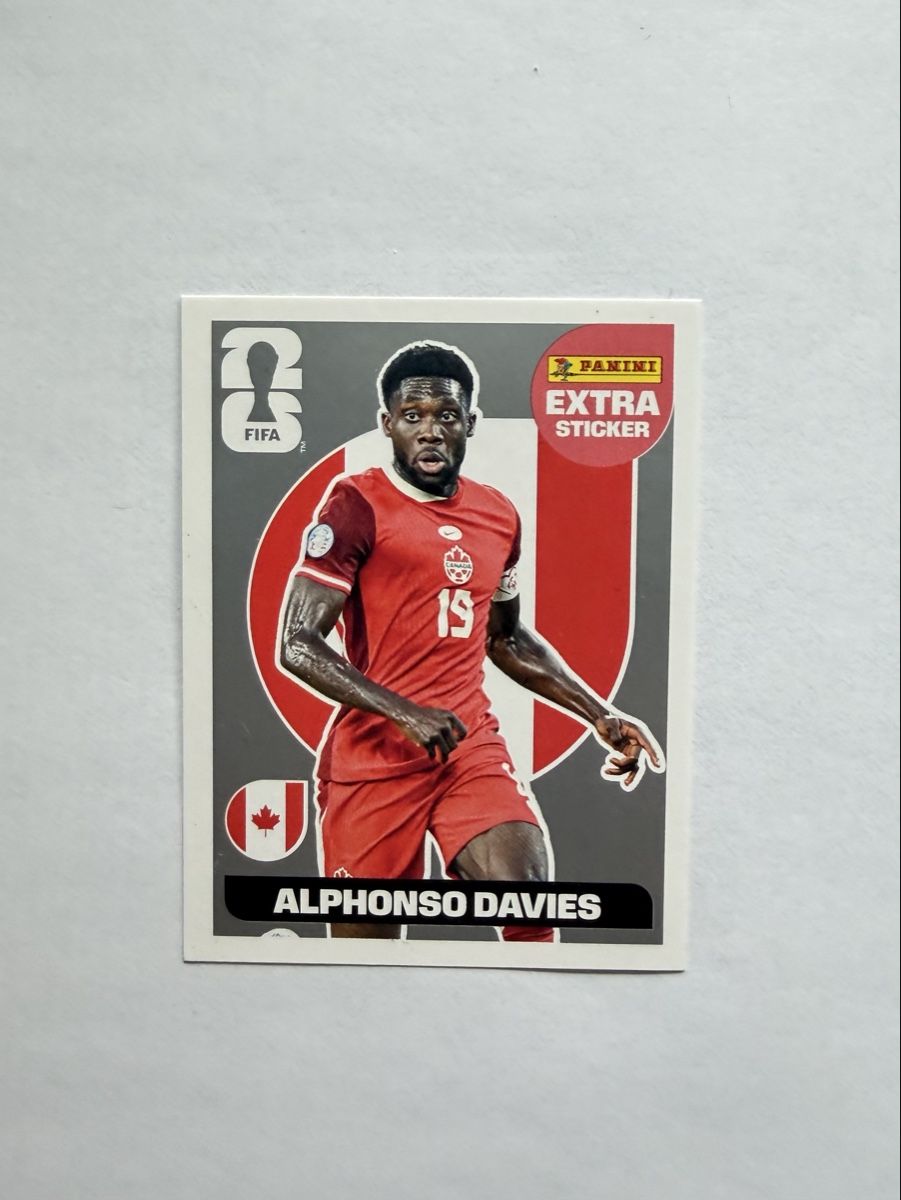 Panini Sammelbilder & Trading cards: Extra Sticker Panini - ALPHONSO DAVIES (SILVER) – Neu und originalverpackt aus Bassecourt von Eagle1903