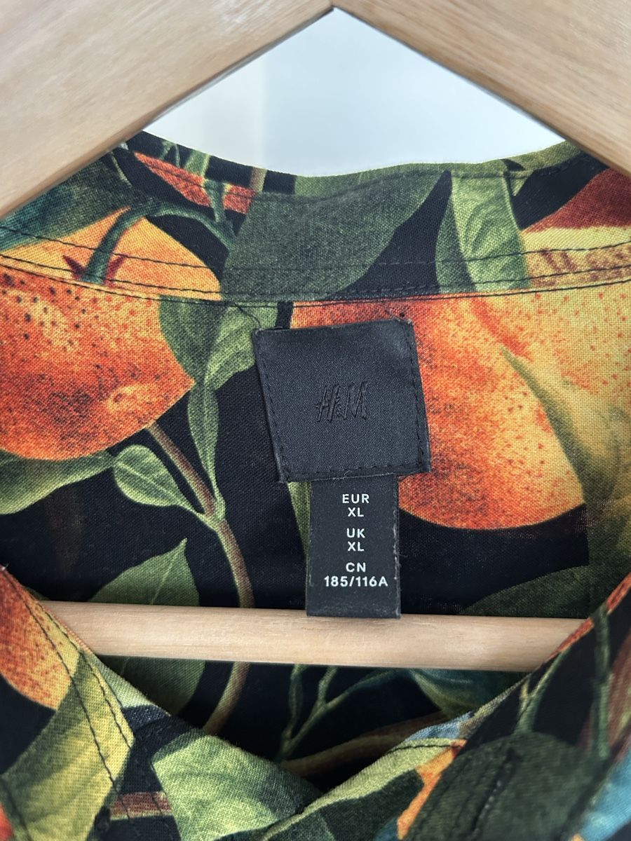 H&M Chemises: H&M Shirt oranges print XL – Neuf (Voir description) à Zürich par fan_z5fl 1