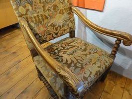 ANTIKER POLSTERSTUHL SESSEL TROHN MIT STICKEREI TOP ZUSTAND