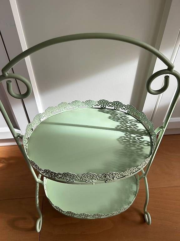 Plateaux: Etagere – D'occasion à Luzern par lou4444 1
