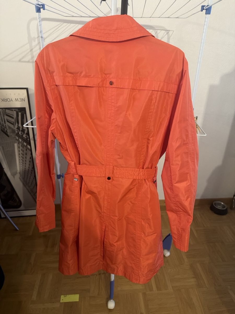 Gerry Weber Cappotti: Joli trench coat Gerry Weber – Usato da Brügg BE venduto da traindenuit 1