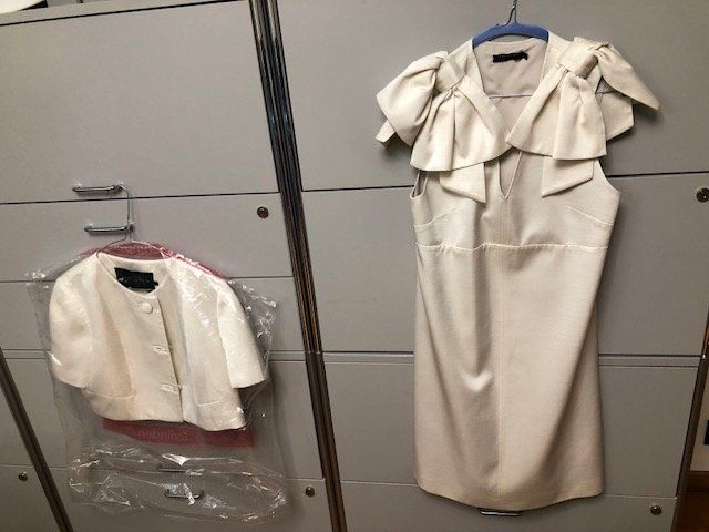 Vestiti: Kleid Tara Jarmon Festlich – Nuovo (secondo la descrizione) da Zürich venduto da ped_9jyx