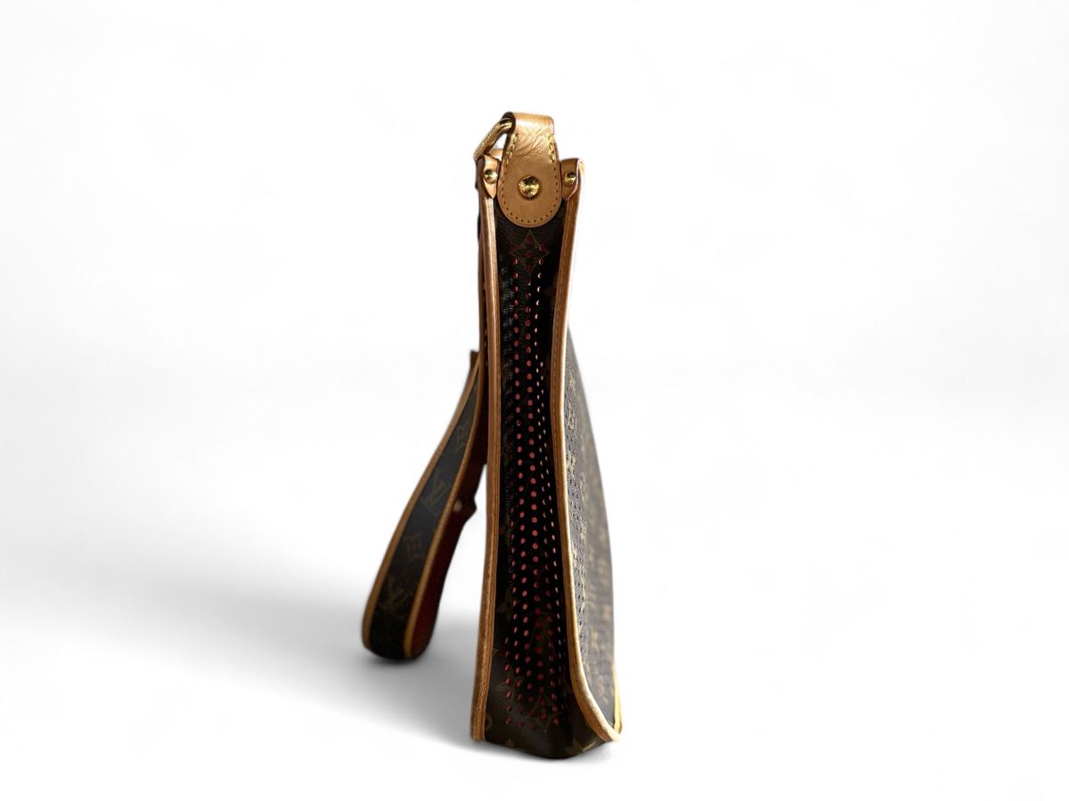 Louis Vuitton Borse da donna: LOUIS VUITTON  Monogram Perforated Musette Sac Tasche – Usato da Kriens venduto da hannaandkiko 2