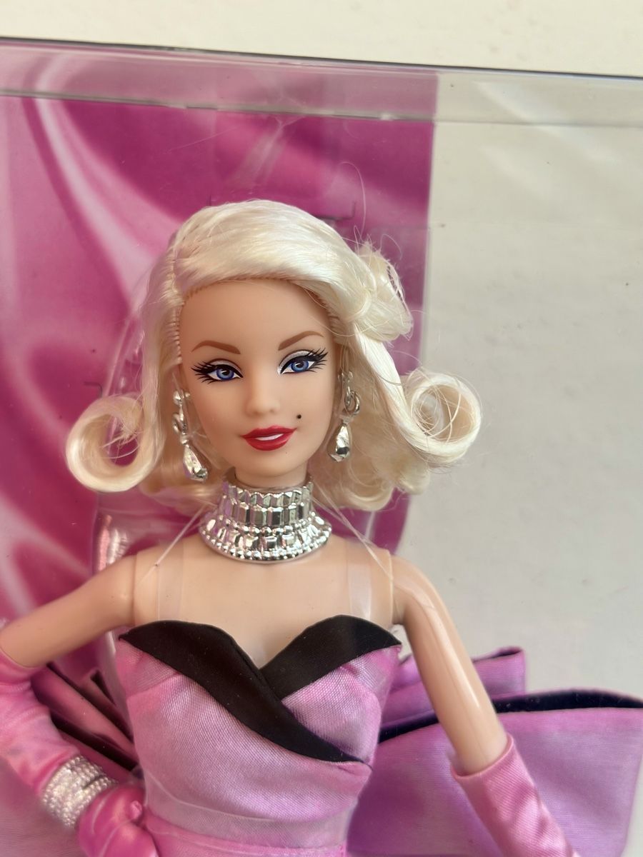 Poupées: Barbie Marilyn Monroe – Neuf avec emballage d'origine à Zürich par Kat_5557 5
