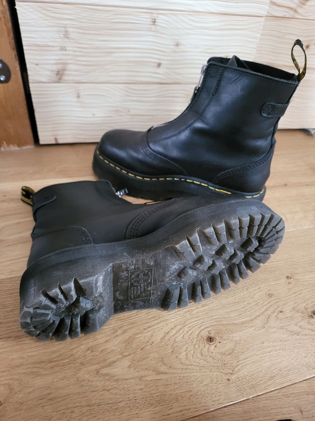 Dr. Martens Damenschuhe: Boots von Dr. Martens, Gr. 40 – Neu (gemäss Beschreibung) aus Kreuzlingen von Kapuzine 4
