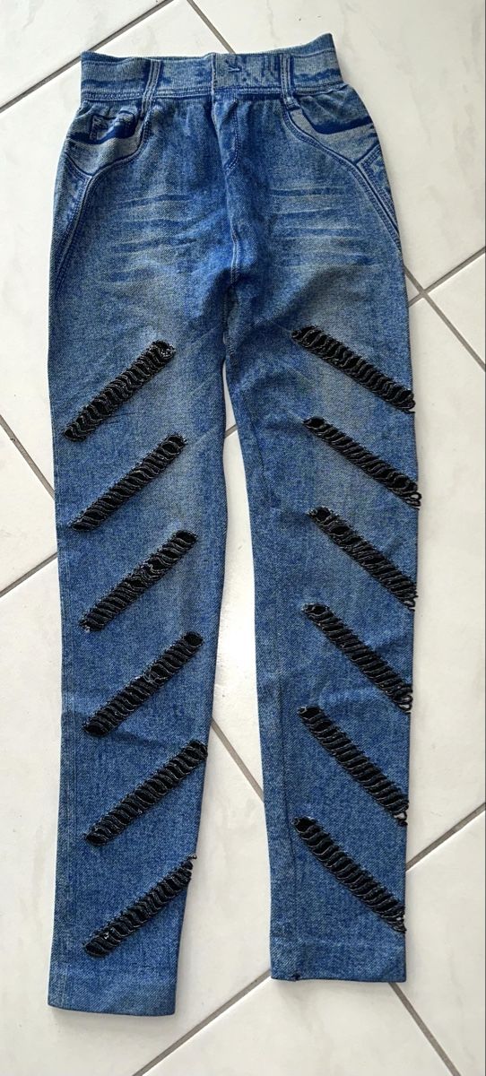 Leggings: LEGGINS GR. S mit CUT-OUTS – Gebraucht aus Unteraegeri von MH203 1