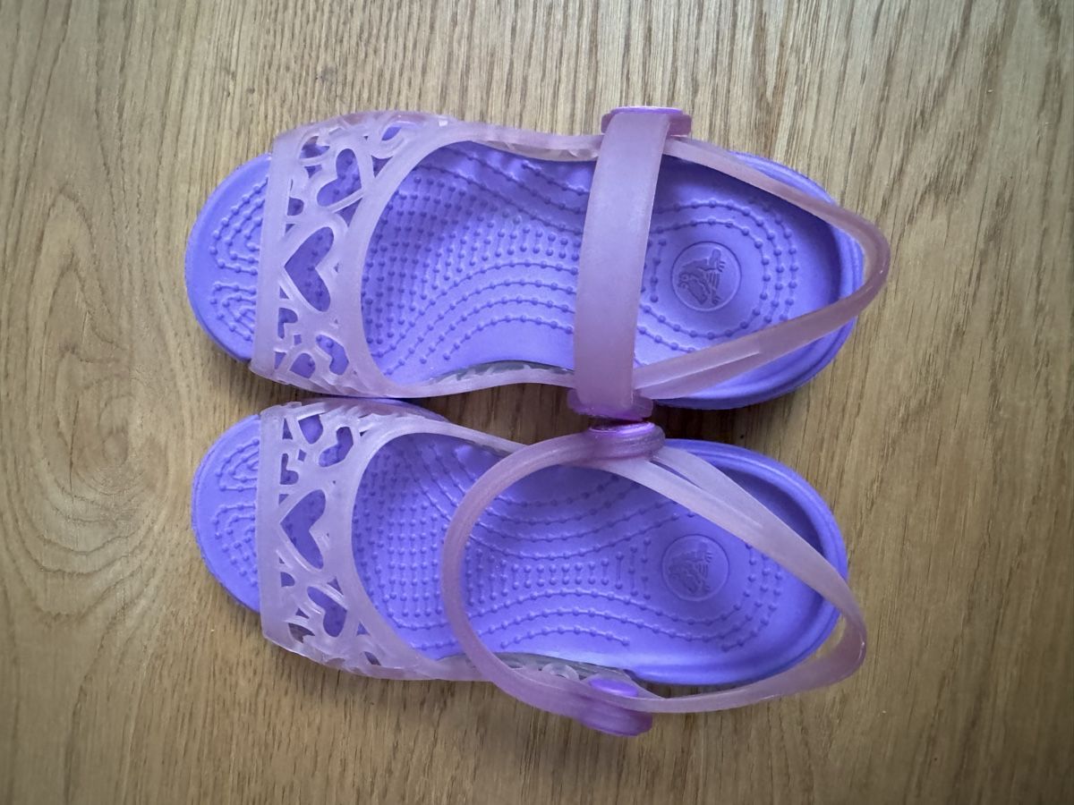 Crocs Scarpe per ragazze: Crocs 8 Gr. 24-25 – Usato da Genthod venduto da Tidus04 2