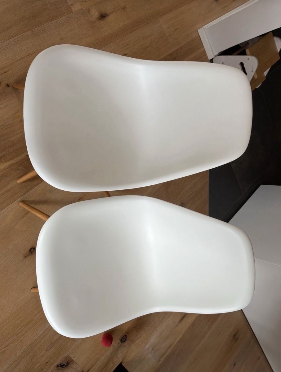 Vitra Sedie: Vitra Eames Plastic Chair – Usato da Rietheim venduto da car_86dz 1