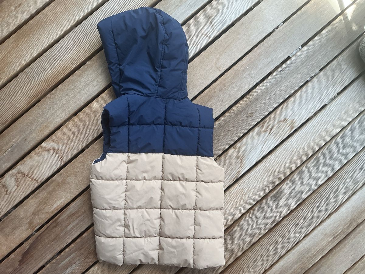 Altro abbigliamento per bambino: Steppweste mit Kapuze Grösse 140 gebraucht – Usato da Uster venduto da fam_z8zj 1