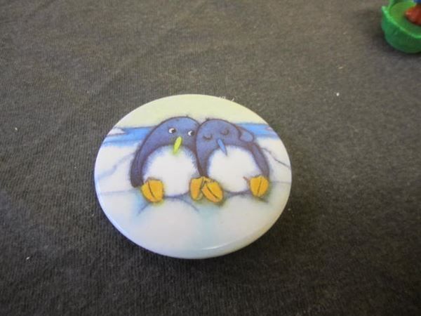 Plaketten & Abzeichen: Button Pinguine – Gebraucht aus Zürich von abraxas1291