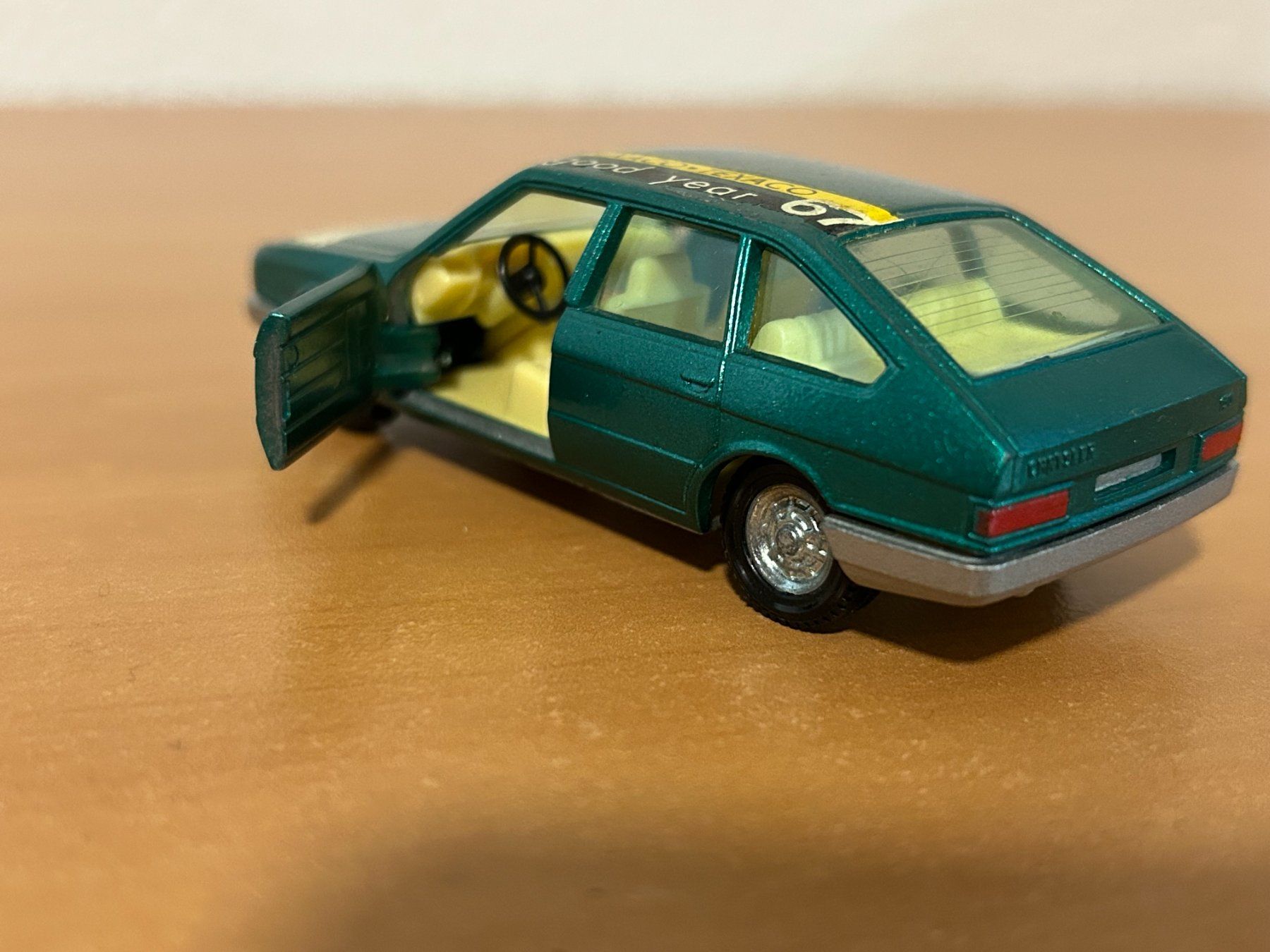 Chrysler Voitures modèles: Chrysler 150 1:43 Pilen – D'occasion à Schafisheim par Ducati57 7