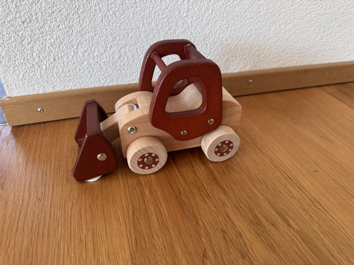 Holzartikel: Holzbagger Spielzeug aus Holz – Gebraucht aus Oltingen von Funnyface