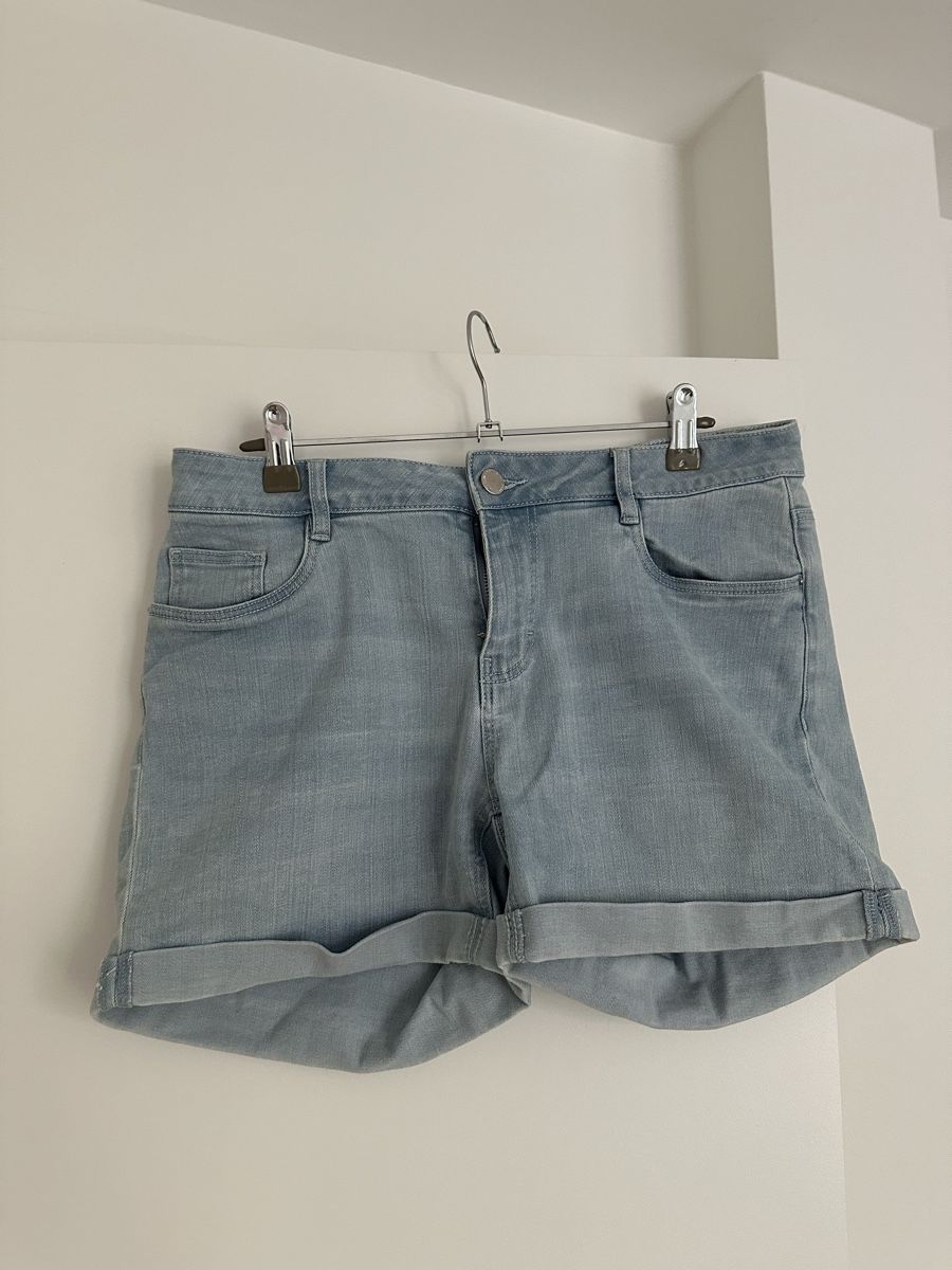 Pantaloni: Short en jean – Nuovo (secondo la descrizione) da Lausanne venduto da sou_w9bl