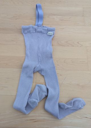 Süsse PEQNE Baby Strumpfhose mit Träger, Gr.74/82