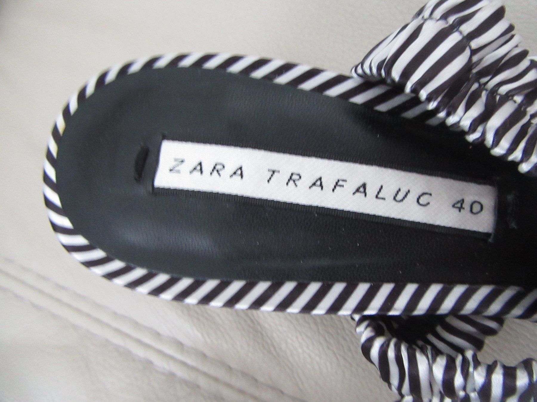 Zara Damenschuhe: Damen Sandalette Gr 40  ZARA – Neu (gemäss Beschreibung) aus Mels von Sandylein 1
