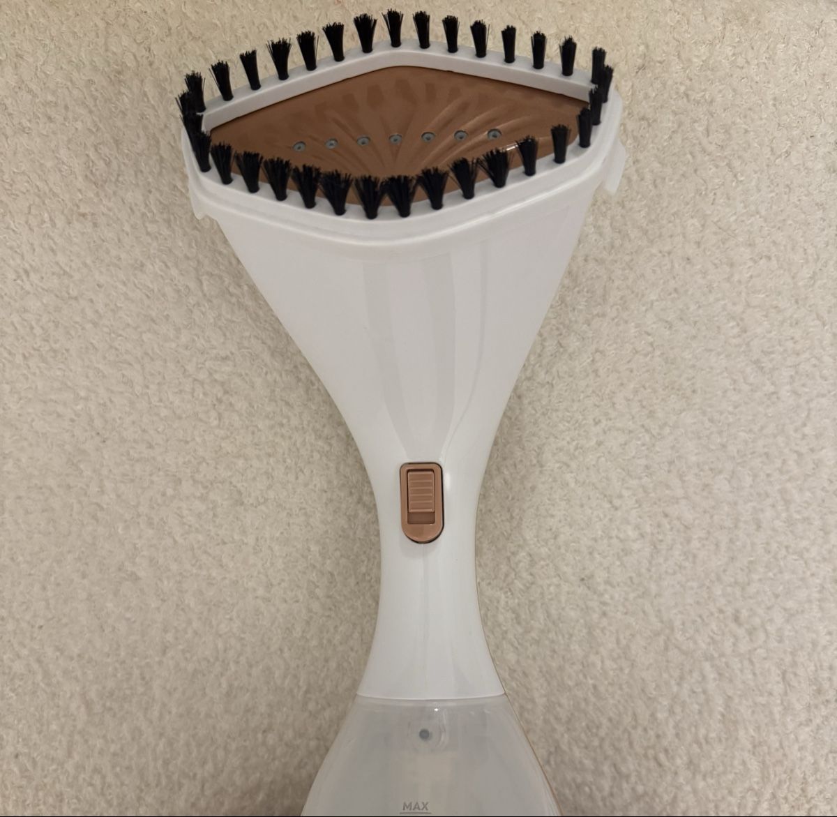 Grundig Fers à repasser: Dampfglätter/Steamer Grundig – D'occasion à Solothurn par atejes