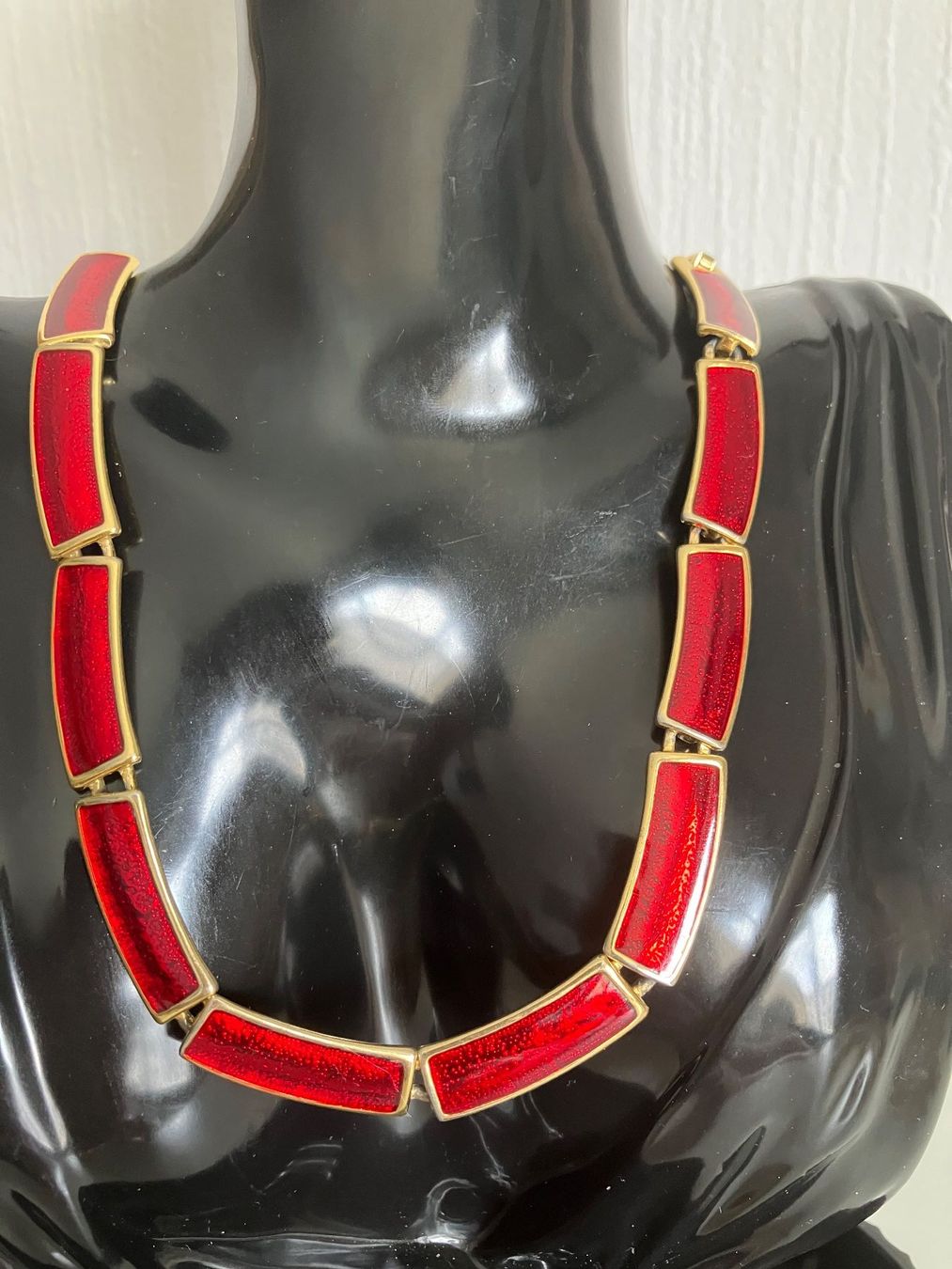 Catenine: Collier  raz cou vintage – Usato da Peseux venduto da Cresus27