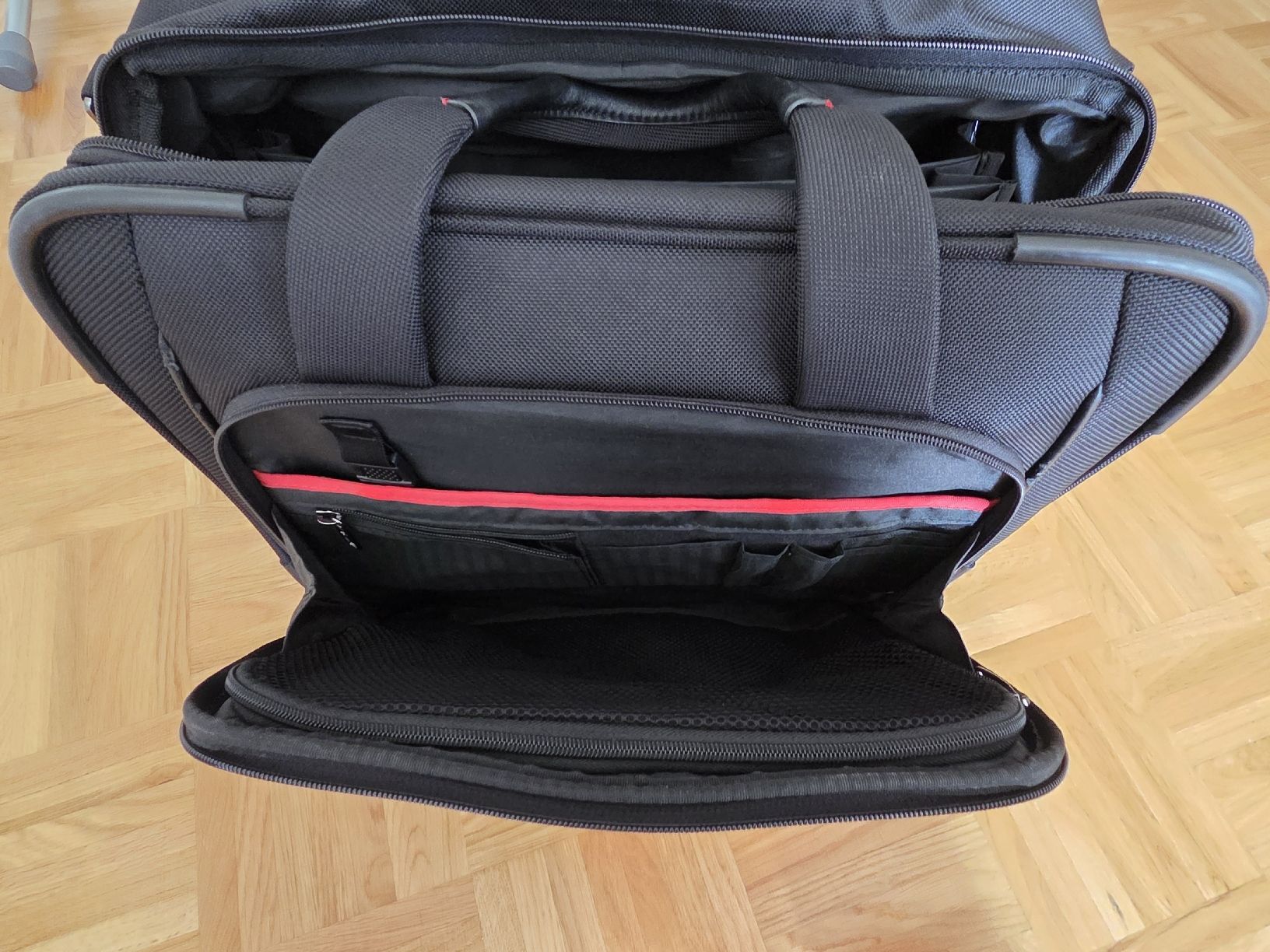 Samsonite Valigie & Borse: Samsonite rolling laptop bag Pro DLX 4 excellent condition – Usato da Yverdon-les-Bains venduto da milka_mro 6