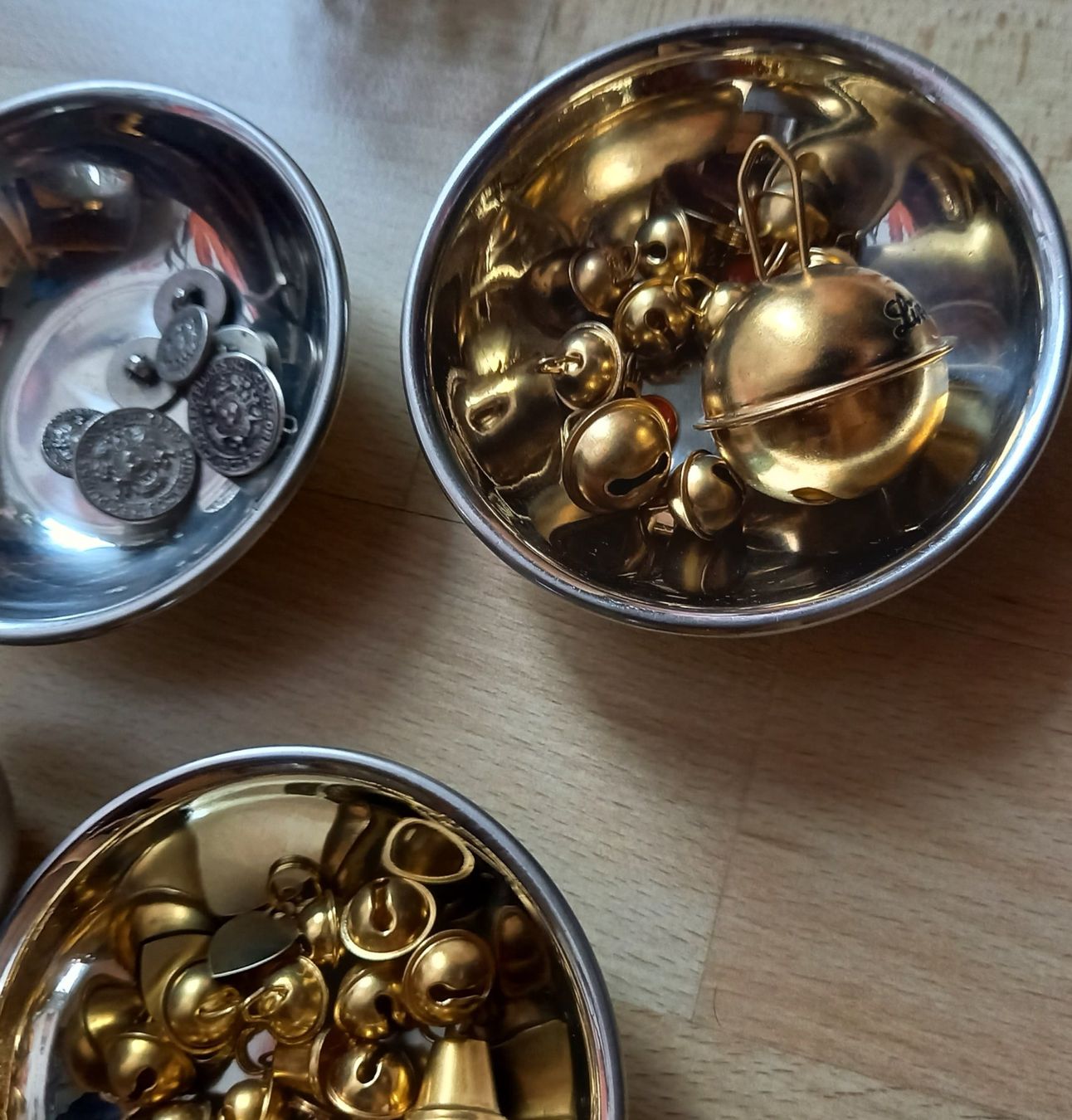 Perle (finte): Bastel/ Glöckchen zum Basteln – Usato da Adliswil venduto da cha_fq9f