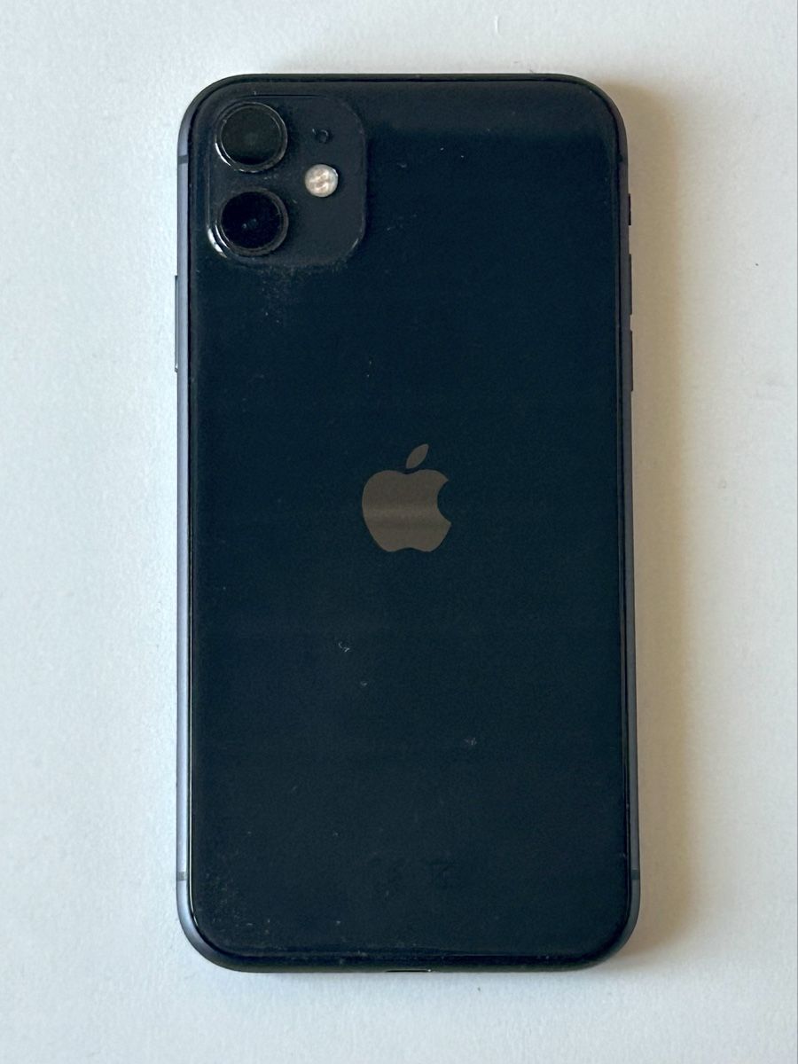 Apple Handys / Smartphones: IPhone 11 – Gebraucht aus Muntelier von angie_ke 1
