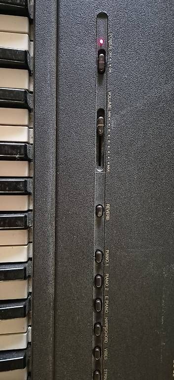 Strumenti musicali: Yamaha Keyboard, inkl. Ständer – Usato da Köniz venduto da Fabmi01 3