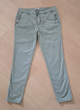 Esprit Chino Olive Gr. 40 /32