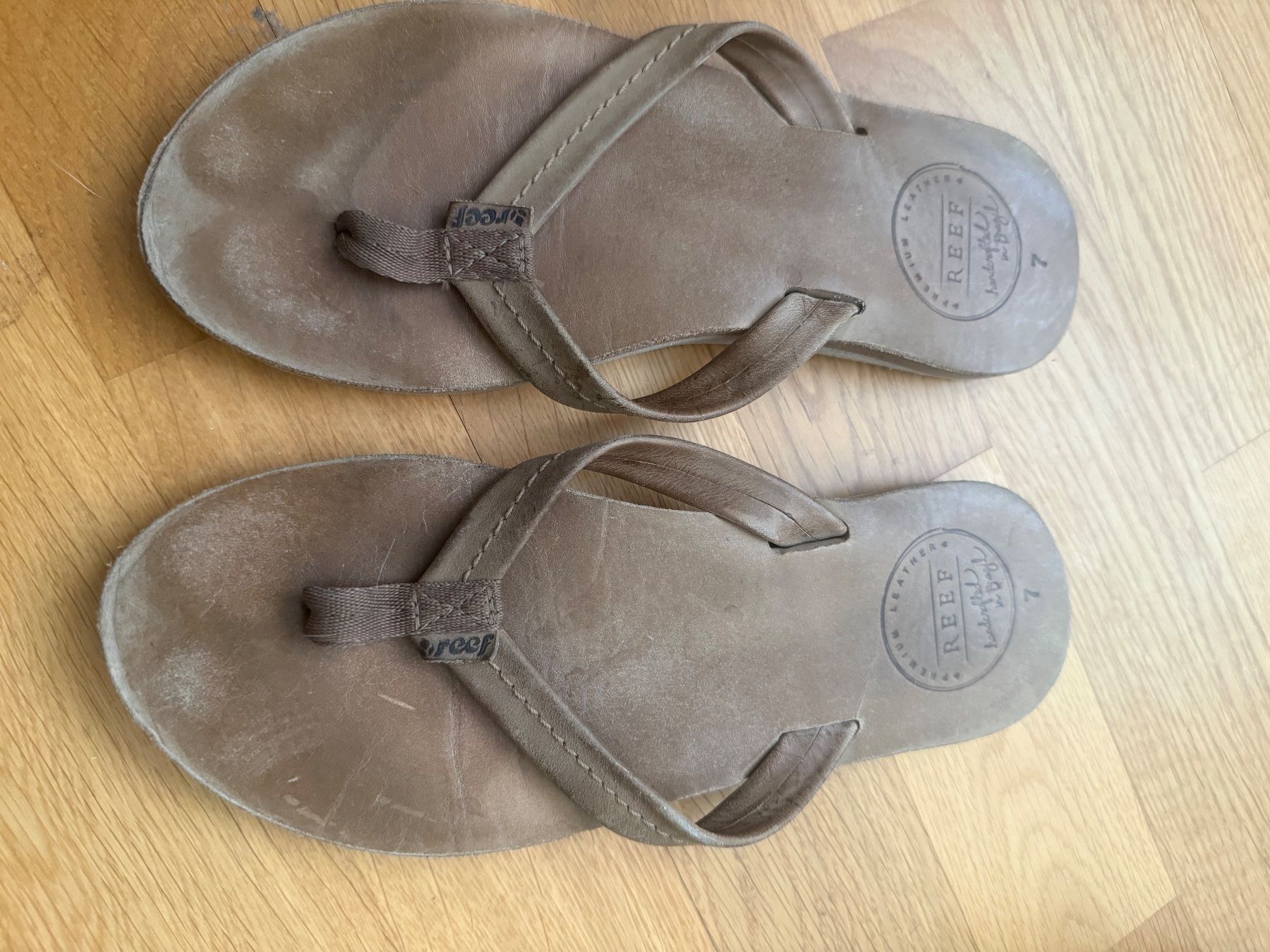 Chaussures femmes: Savate de plage – D'occasion à Boudry par laetite