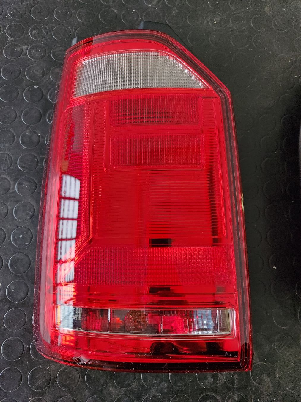 VW Scheinwerfer: Original BW T6 Rückleuchte Links & Rechs – Neu (gemäss Beschreibung) aus Rümlang von AZAutozubehor 3