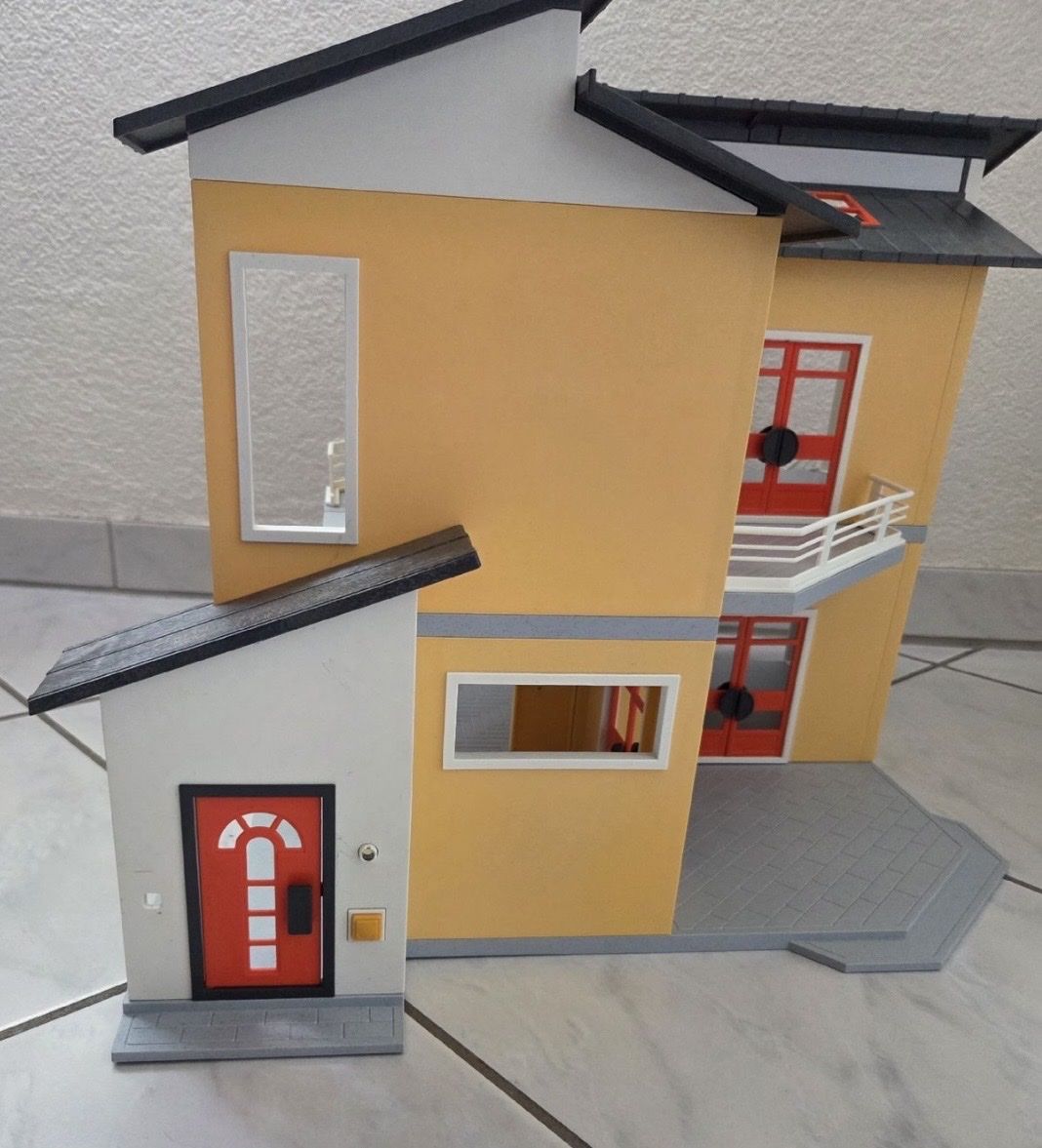 Playmobil Giocattoli: Wohnhaus 9266 Playmobil – Usato da Zürich venduto da Gmara 3