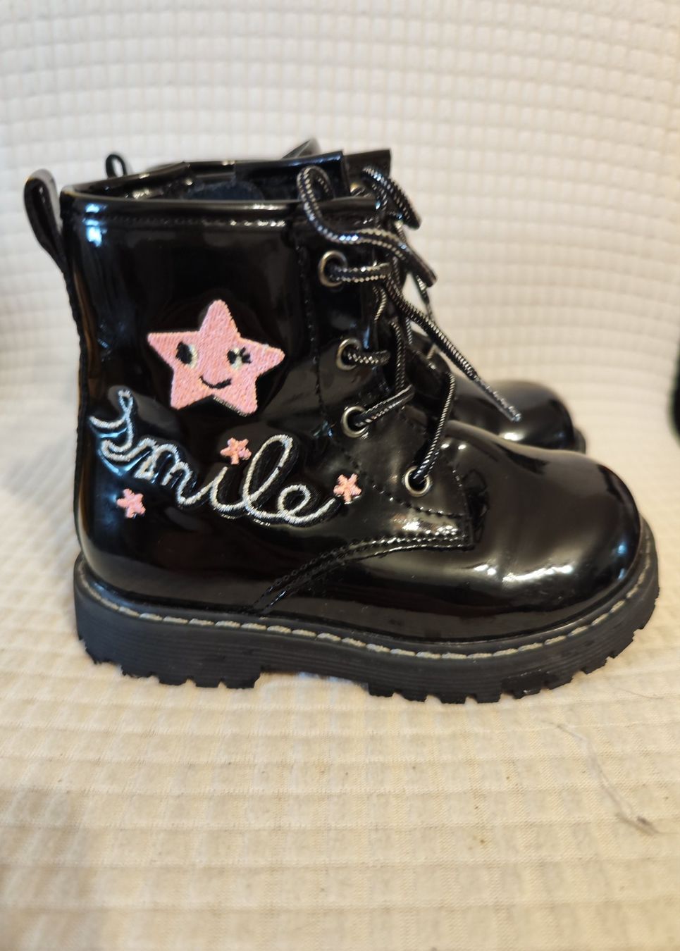 Chaussures filles: Kinderstiefel gr. 23 – D'occasion à Reinach BL par chilller92 1
